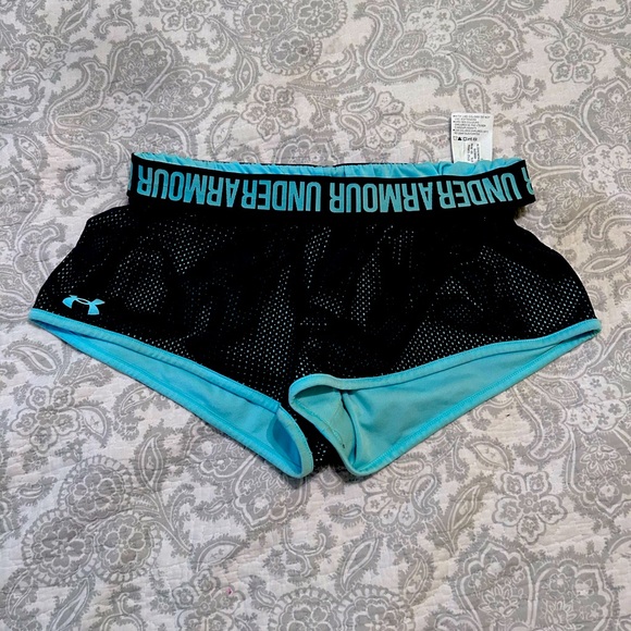 UNDER ARMOUR RUNNING SHORTS! WOMENS M- NWOT - Picture 2 of 5